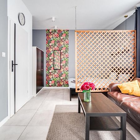 Monkey Apartment ~ 700M Main Square ~ Self Check-In 24H فروتسواف المظهر الخارجي الصورة